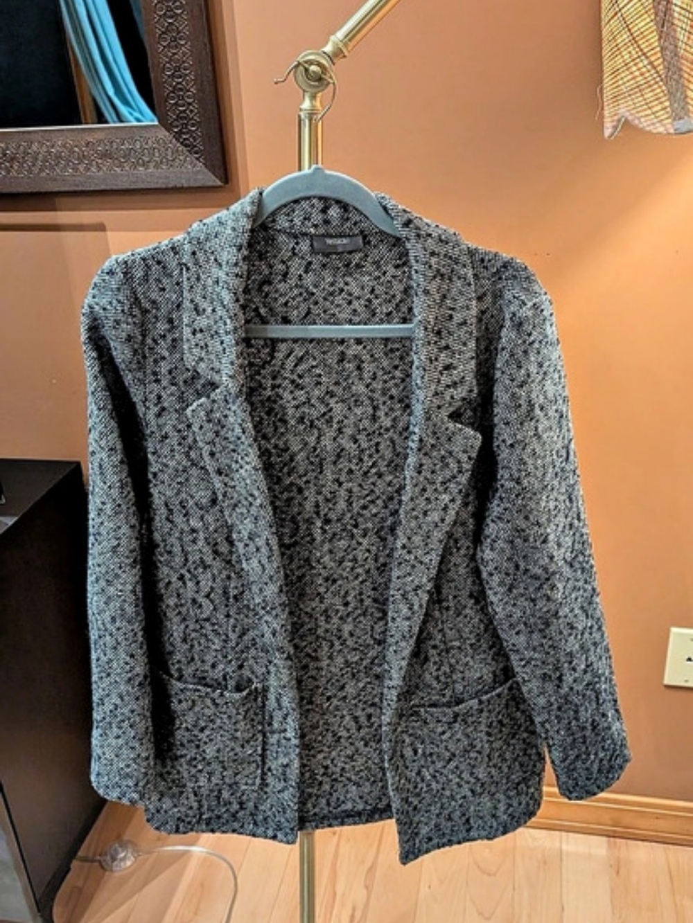 Yessica Textured Blazer in Navy & Grey Like New